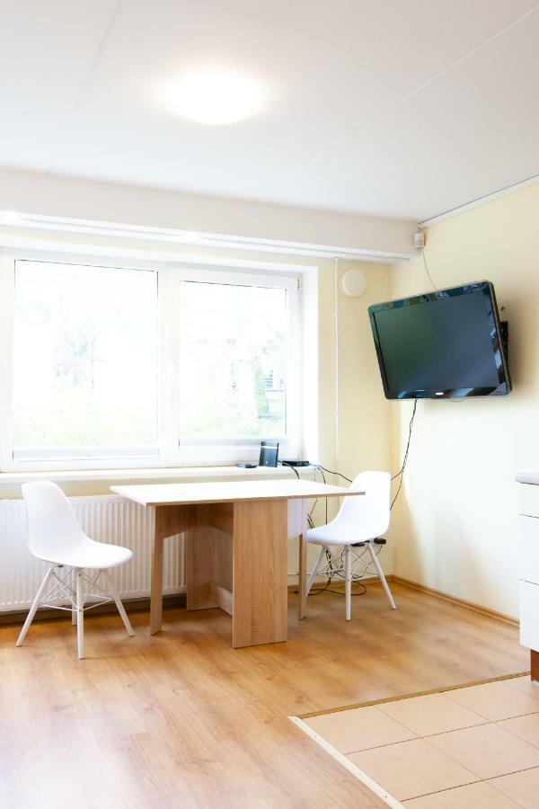 Sunny Studio With Parking, Self-Check-In & Wi-Fi タリン エクステリア 写真